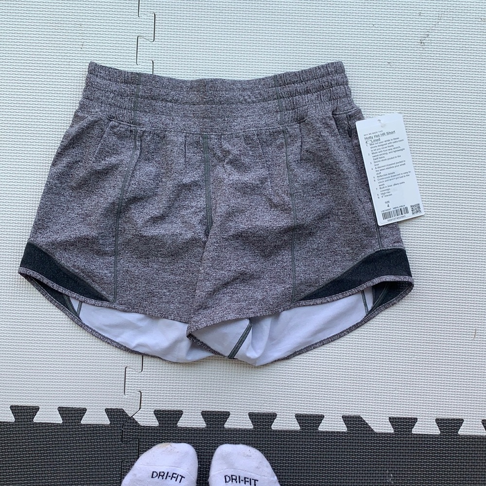 Lululemon hotty hot shorts